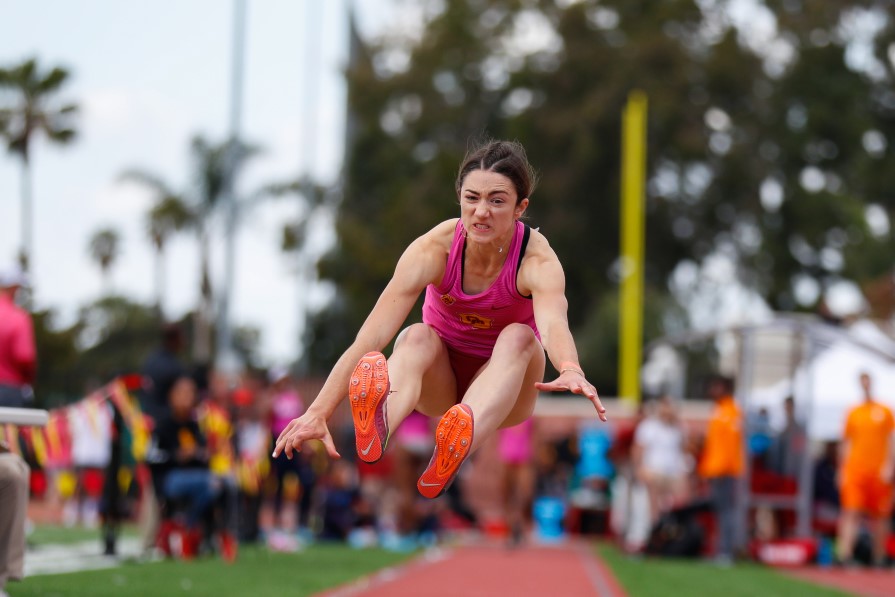 madisen-richards-in-long-jump-at-power-5hh